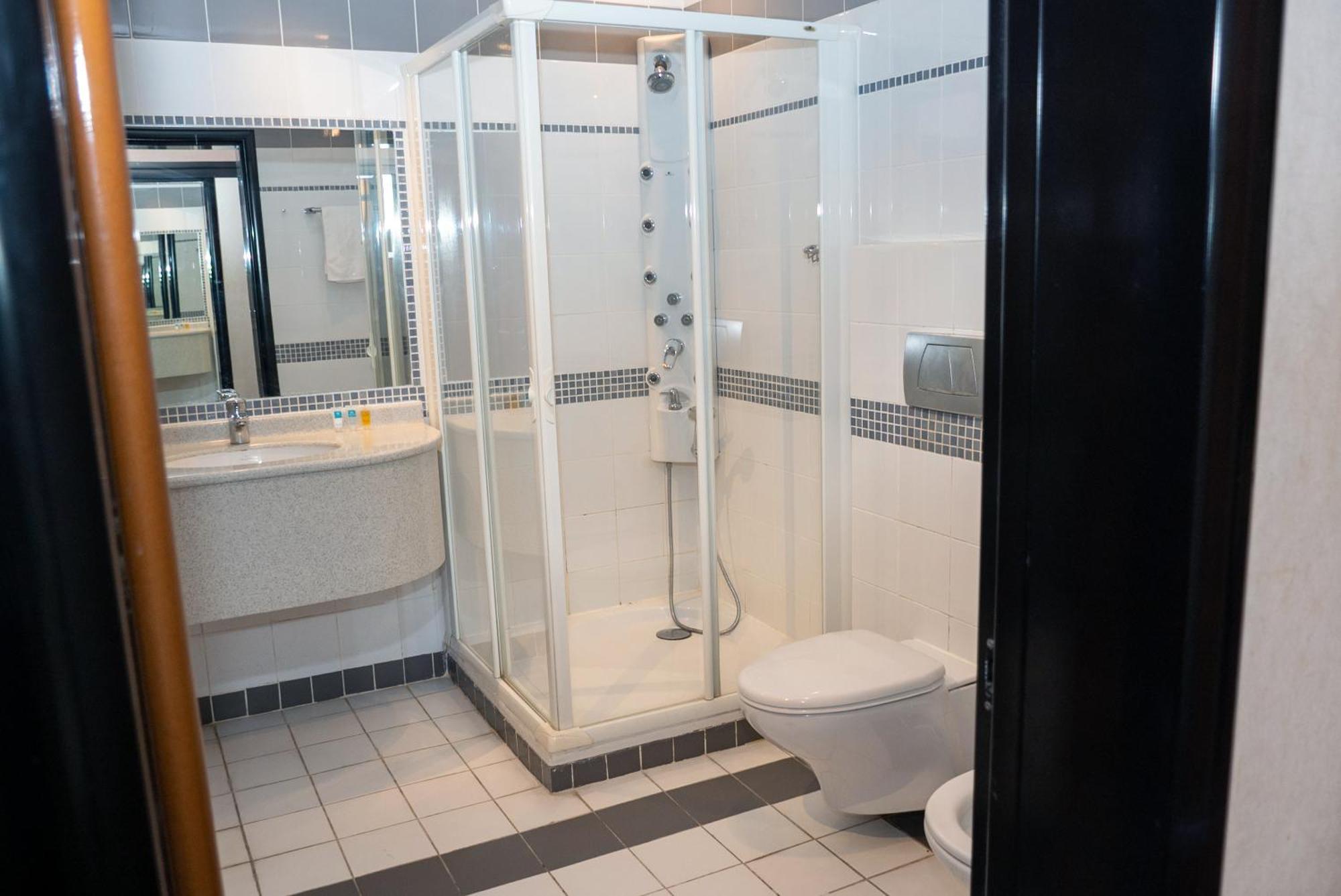 One Pavilion Luxury Serviced Apartments Manama Zewnętrze zdjęcie